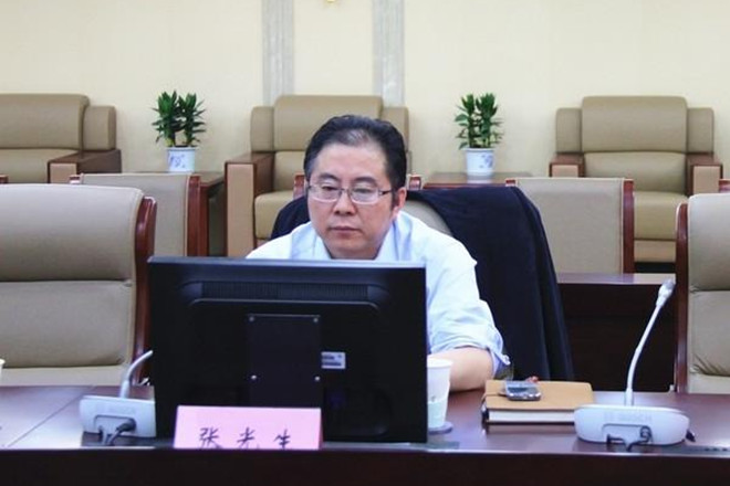 滨湖区、新区科技镇长团领导一行来我校考察